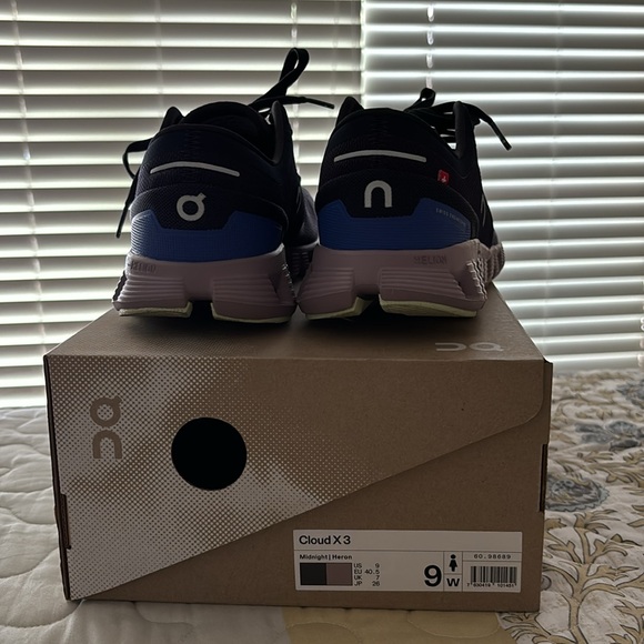 Used shoes but like new. - Picture 9 of 12